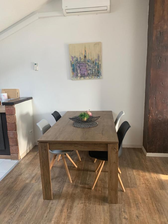 פורץ Apartman Klesinger 2 מראה חיצוני תמונה